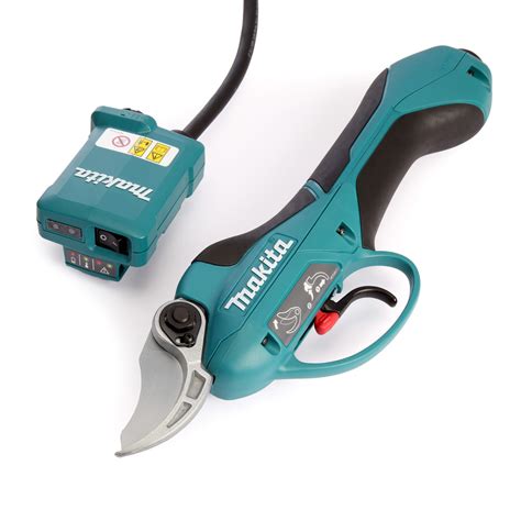 makita battery operated pruning shears